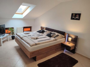 Hotel 28, Jaromer